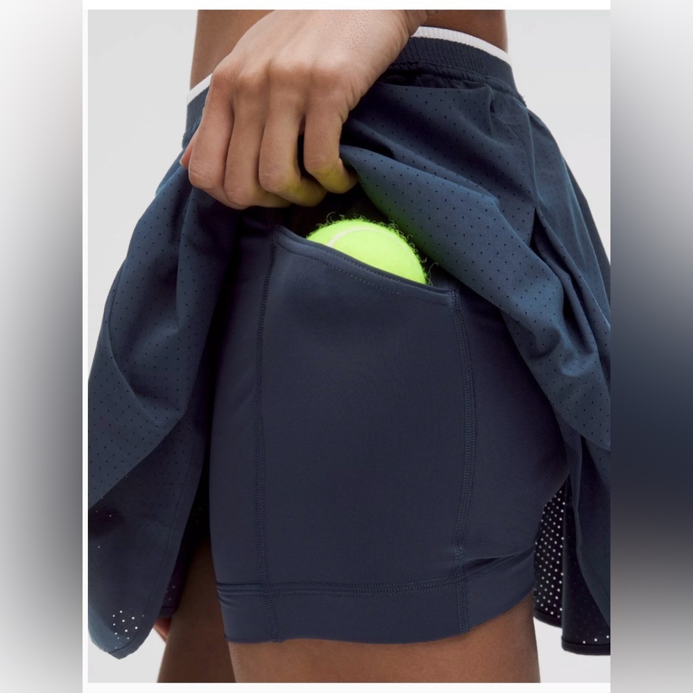 Lululemon Perforated Narrow
Waistband Tennis Skirt - Picture 5 of 7